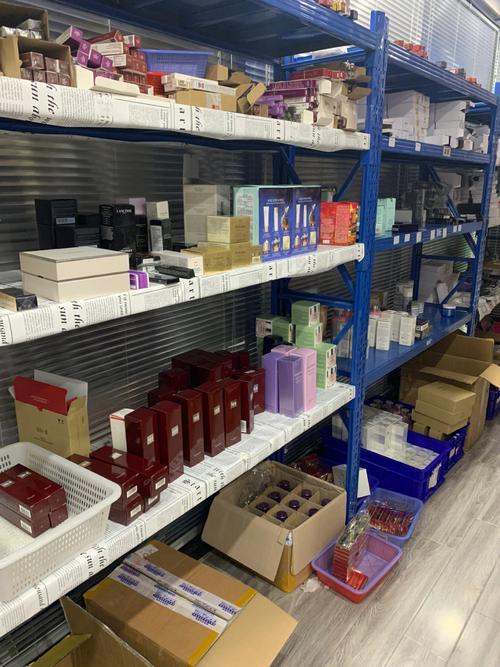 明通化妝品批發(fā)城實力店家 日用百貨銷售新標桿